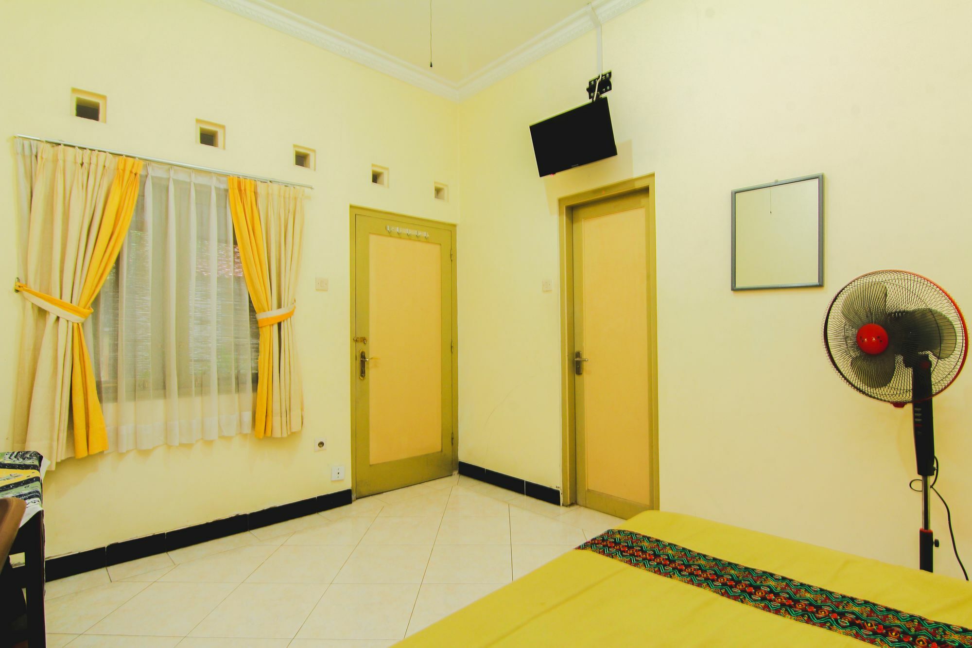 Griya Batik Giri Sekar Homestay Yogyakarta Esterno foto