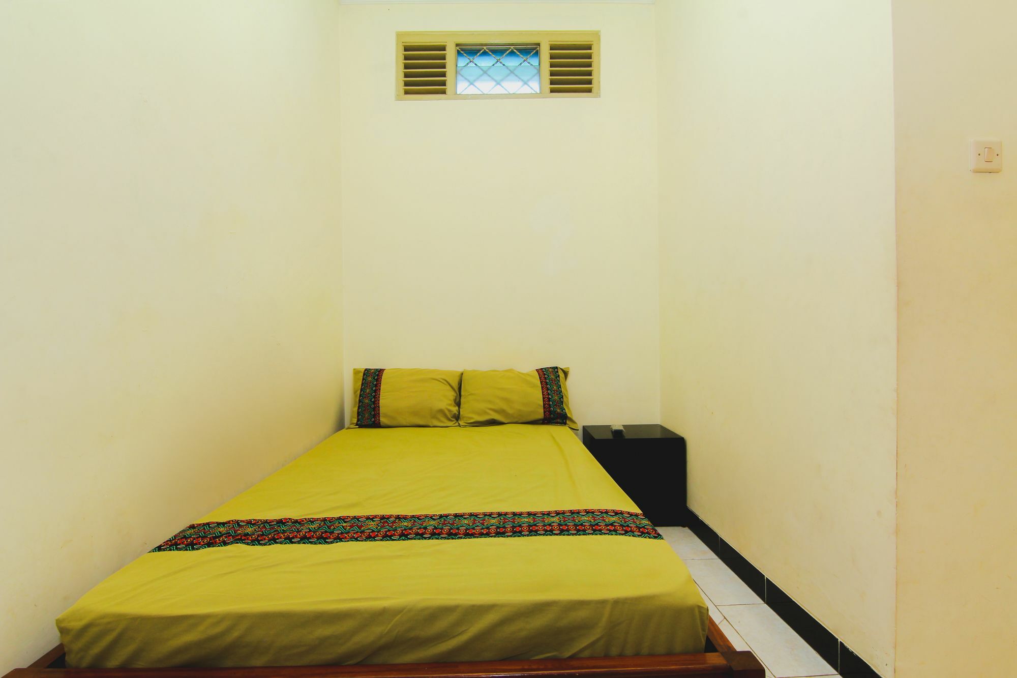 Griya Batik Giri Sekar Homestay Yogyakarta Esterno foto